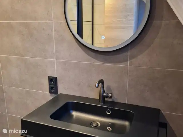 Ambiente y desmontaje en el parque de vacaciones en Países Bajos, Overijssel, Gramsbergen - casa vacacional El fregadero