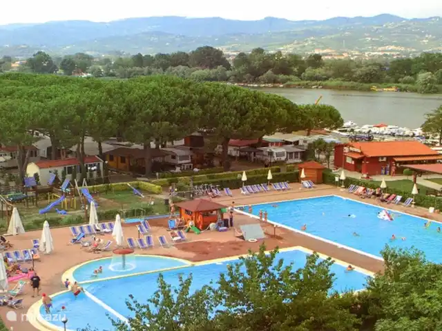 Chalet 6 personnes | Camping Rivière | Italie, Ligurie, Ameglia - chalet Aperçu des piscines