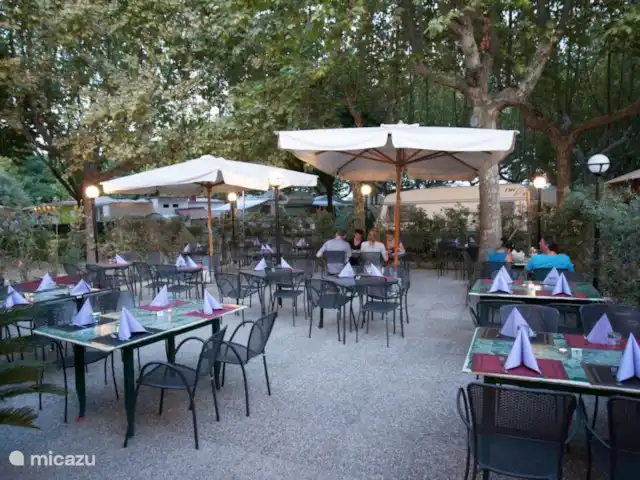 Chalet 6 personnes | Camping Rivière | Italie, Ligurie, Ameglia - chalet Restaurant du camping