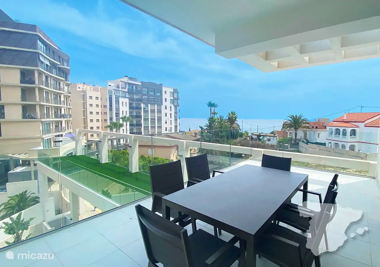 spacious terrace with sea view