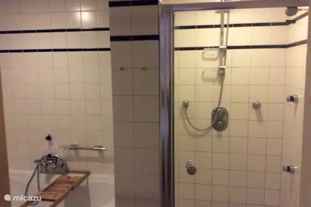 Vakantiehuis Nederland, Noord-Holland, Warmenhuizen boerderij Unieke stolpboerderij met buiten Spa