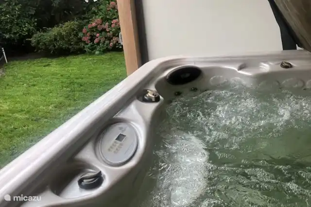 Vakantiehuis Nederland, Noord-Holland, Warmenhuizen boerderij Unieke stolpboerderij met buiten Spa