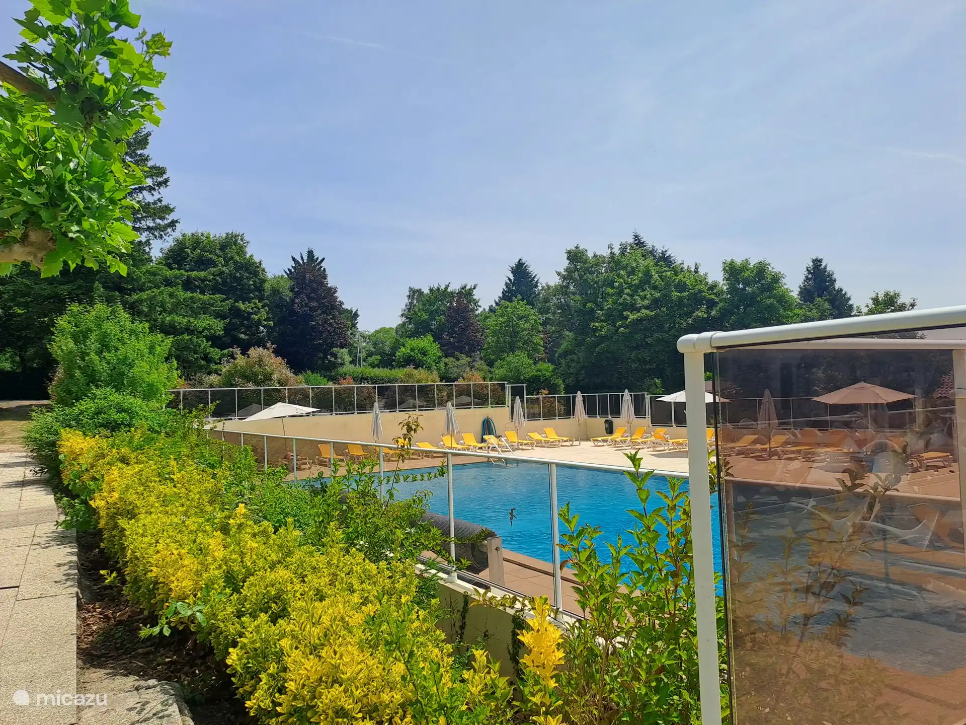 Een heerlijk zwembad voor een verfrissende duik