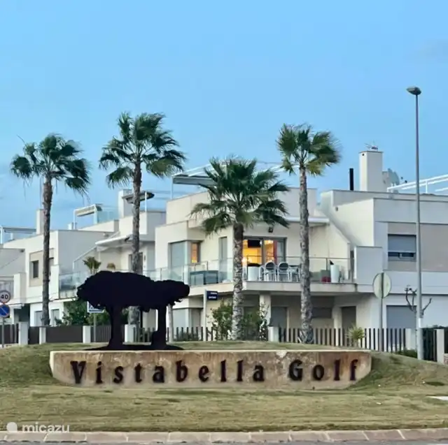 Binnenrijden bij Vistabella Golf 