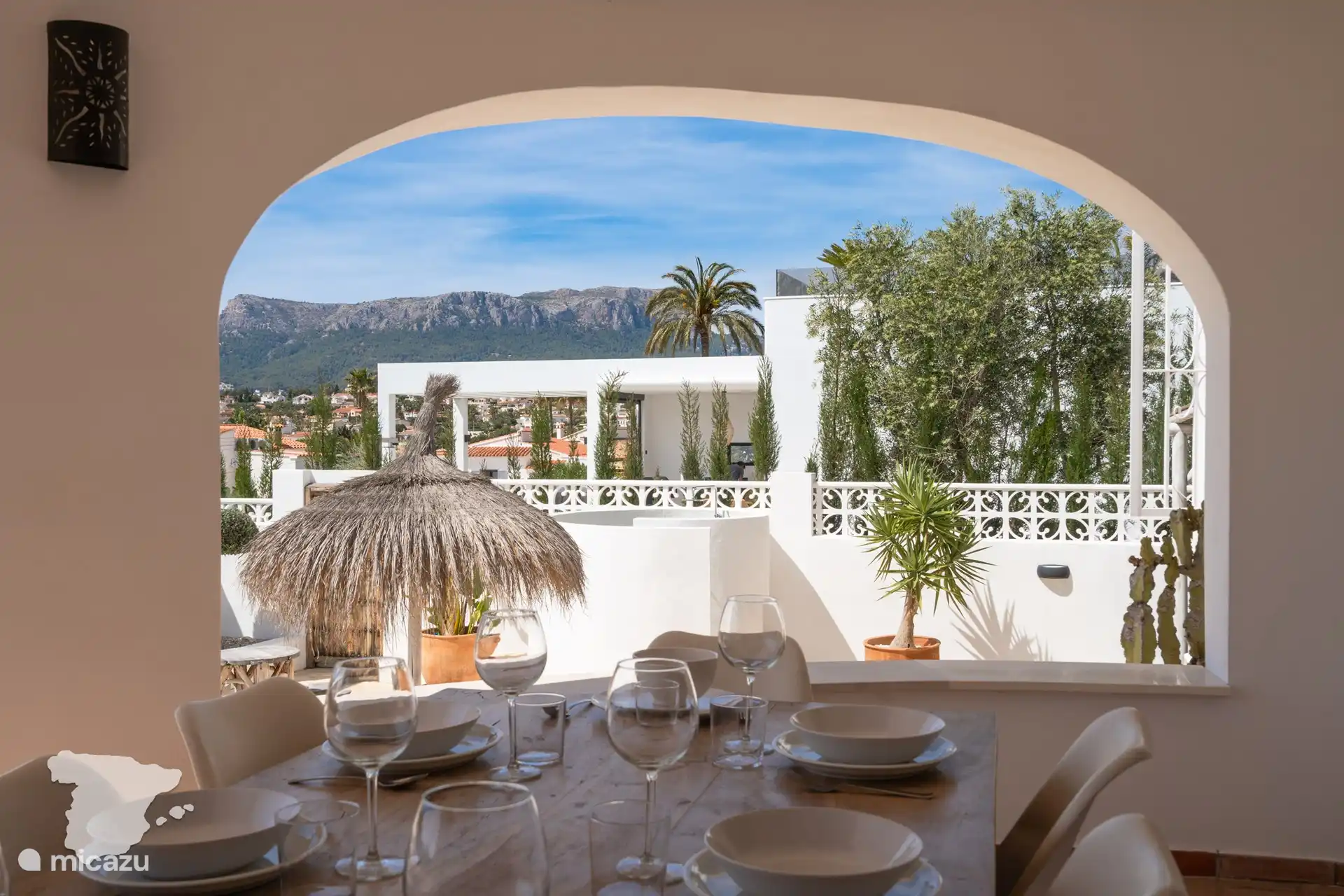 Überdachte Terrasse