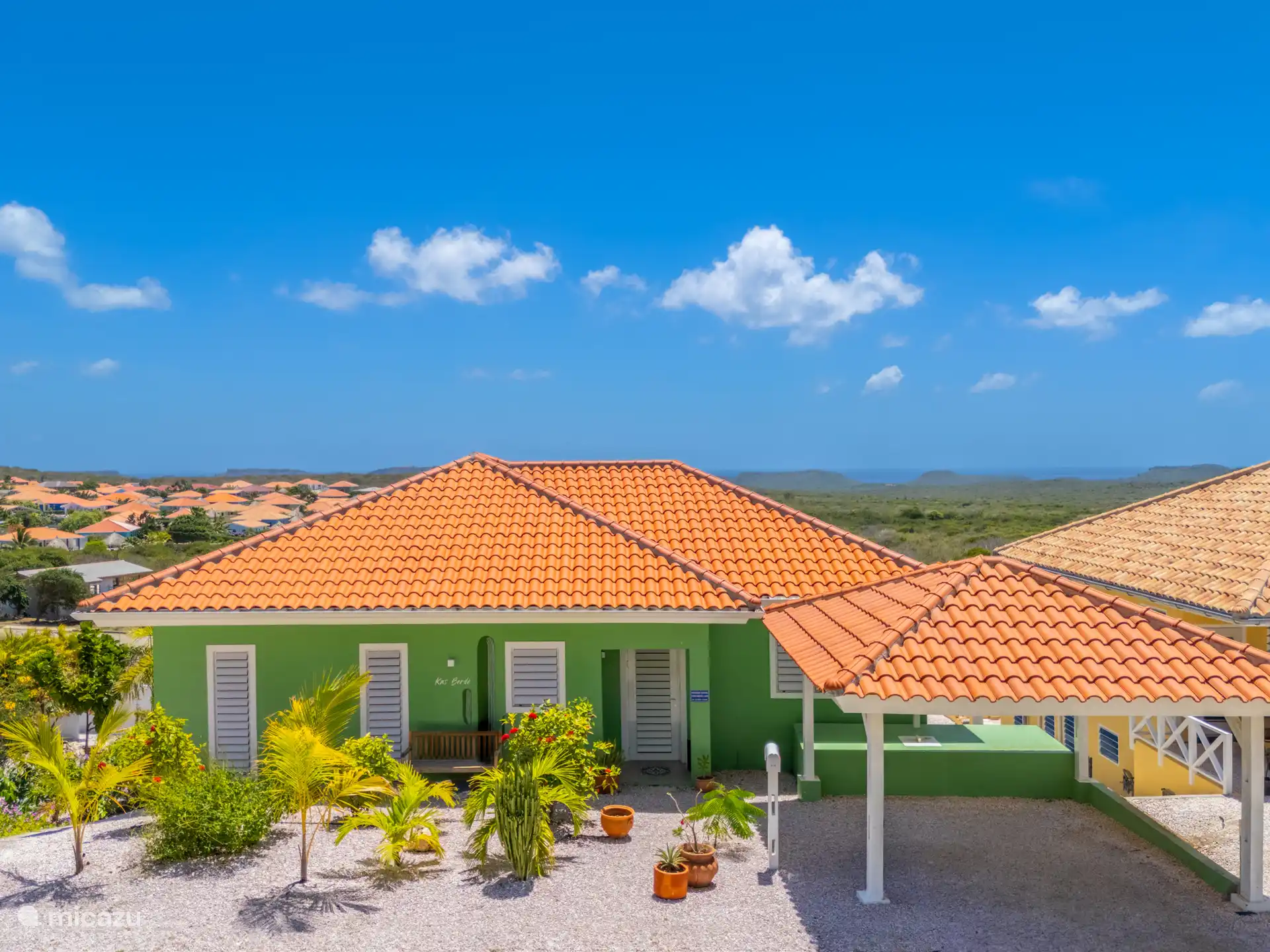 Vorderansicht der Villa!