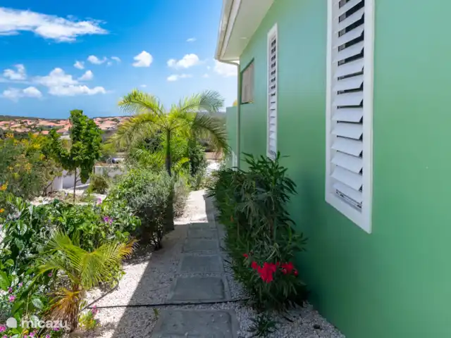 Kas Berdè *Nouvellement construit* | Curaçao, Banda Abou (ouest), Fontein - villa Côté avec jardin généreusement arboré et vue