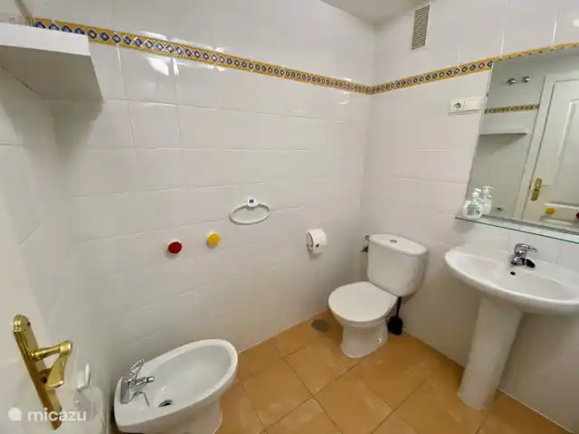 Torreblanca | Espagne, Costa del Sol, Fuengirola - appartement Petite salle de bain