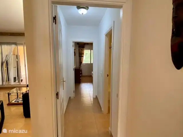 Torreblanca | Espagne, Costa del Sol, Fuengirola - appartement Chaque couloir a une chambre et une salle de bain