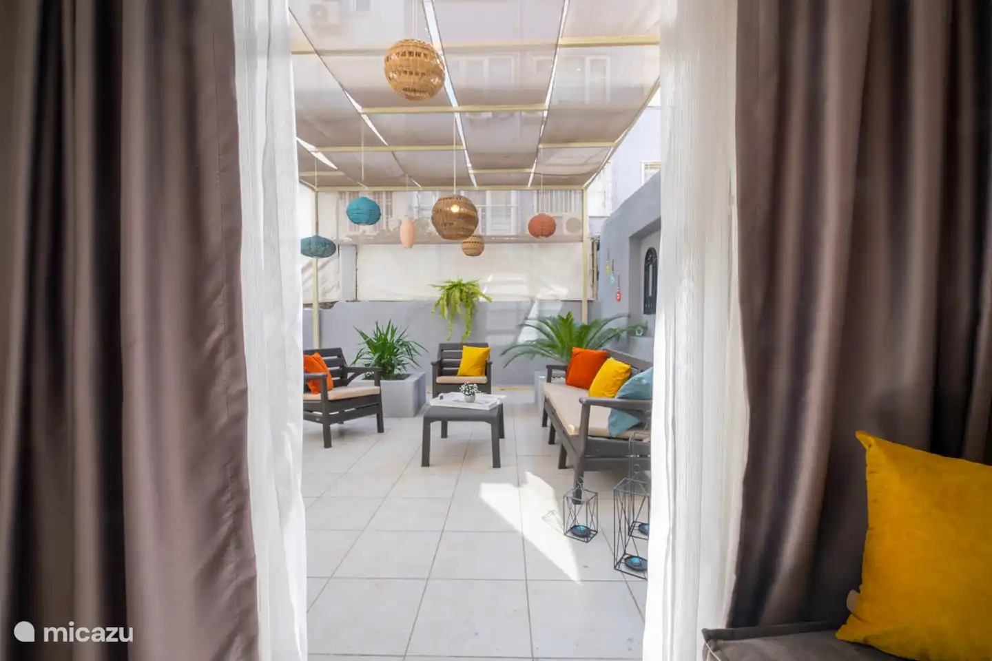 Ezgi's Apartment mit privatem Garten in Marmaris, kurz- und langfristiger Aufenthalt, komplett eingerichtete Ferienwohnung. Monatliche und tägliche Ferienwohnung, ganze Wohnung