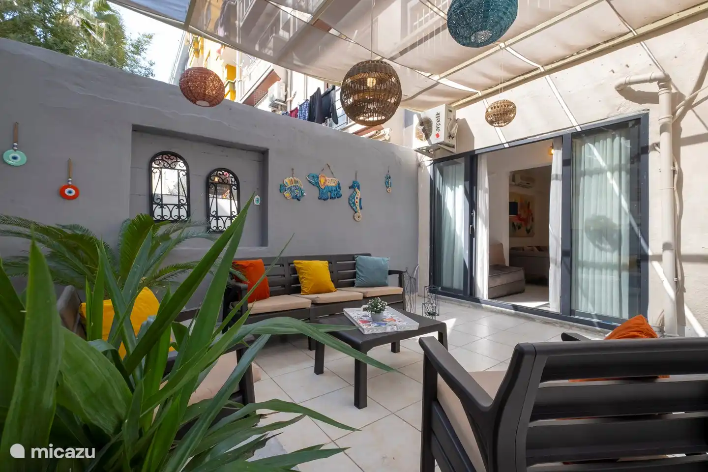 Ezgi's Apartment mit privatem Garten in Marmaris, kurz- und langfristiger Aufenthalt, komplett eingerichtete Ferienwohnung. Monatliche und tägliche Ferienwohnung, ganze Wohnung