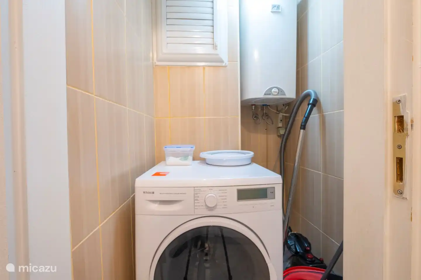 Ezgi's Apartment mit privatem Garten in Marmaris, kurz- und langfristiger Aufenthalt, komplett eingerichtete Ferienwohnung. Monatliche und tägliche Ferienwohnung, ganze Wohnung