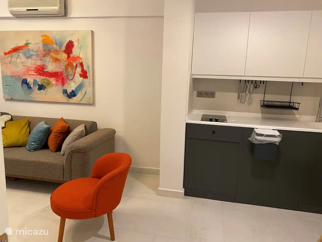 Salon &amp; Küche
Ezgi's Apartment mit privatem Garten in Marmaris, kurz- und langfristiger Aufenthalt, komplett eingerichtete Ferienwohnung. Monatliche und tägliche Ferienwohnung, ganze Wohnung