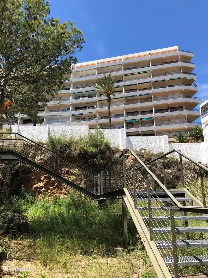 Blick auf die Wohnung vom Strand