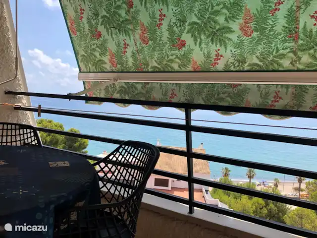 apartamento en España, Costa Dorada, Mont-Roig del Camp – El sueño Terraza con toldo