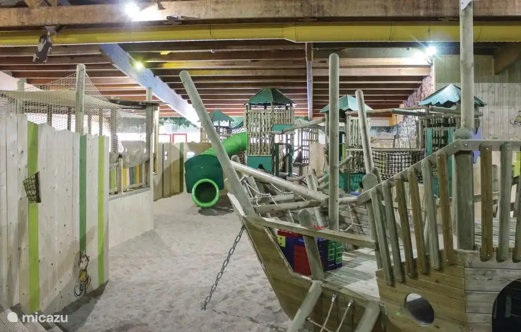 El paraíso de juegos cubierto y climatizado de Mad Monkey Jungle.