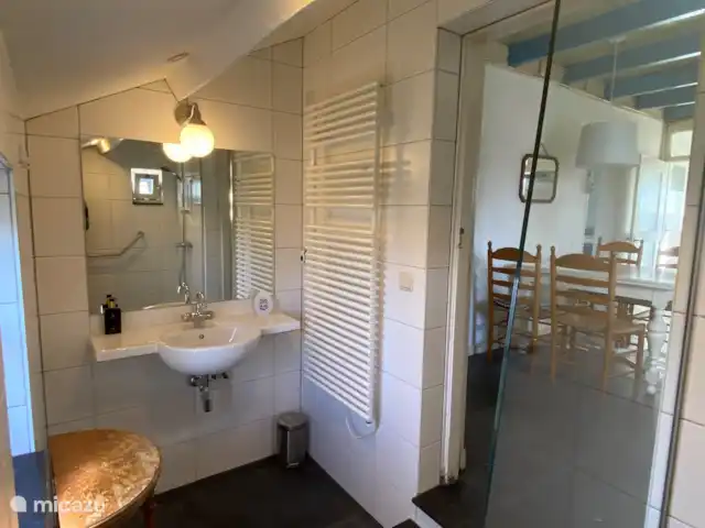 casa rural / cabaña en Países Bajos, Zelanda, IJzendijke – Malpertus baño