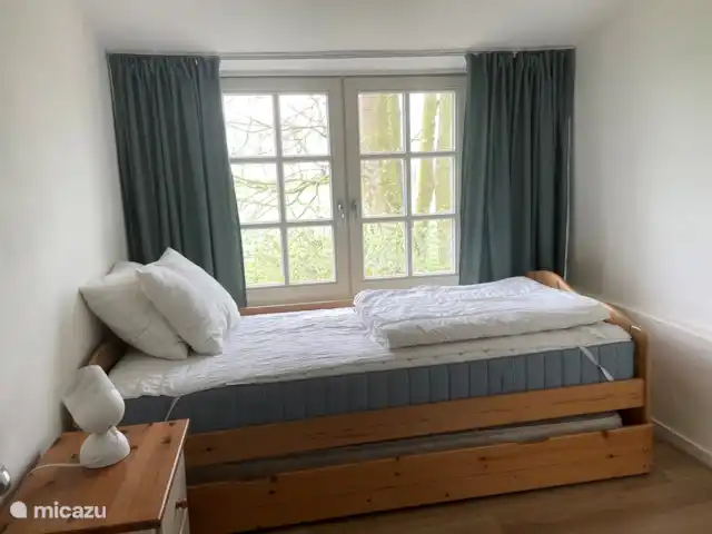 casa rural / cabaña en Países Bajos, Zelanda, IJzendijke – Malpertus 5to lugar para dormir - dormitorio de aterrizaje