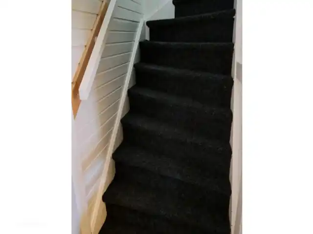 casa rural / cabaña en Países Bajos, Zelanda, IJzendijke – Malpertus escaleras arriba