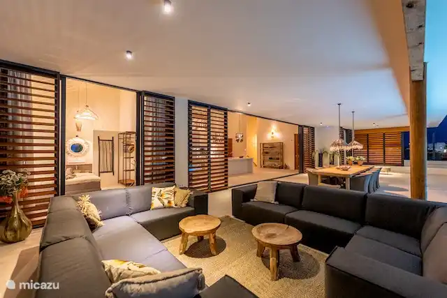 Beau coin salon pour avoir de belles conversations les uns avec les autres