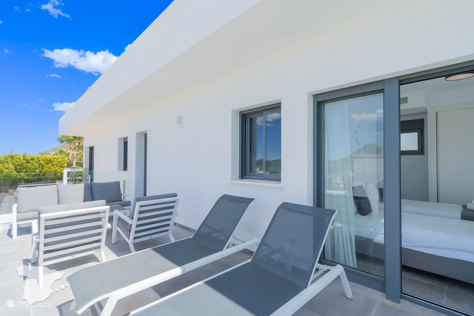 Balkon zu Schlafzimmer 2 und 3