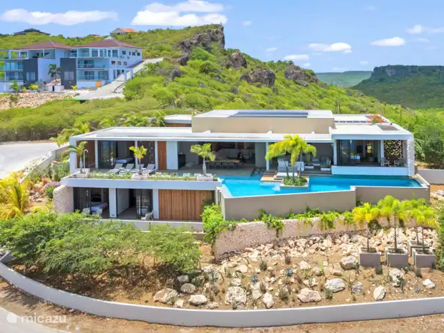 Le curaçao perle bleue | Curaçao, Banda Abou (ouest), Coral Estate, Rif St.Marie - villa Vue de face de la villa !