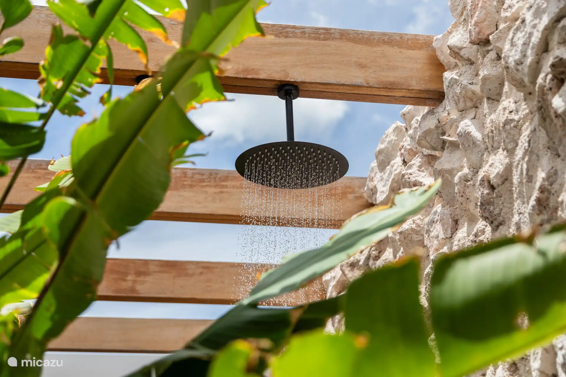 Außendusche Hauptschlafzimmer