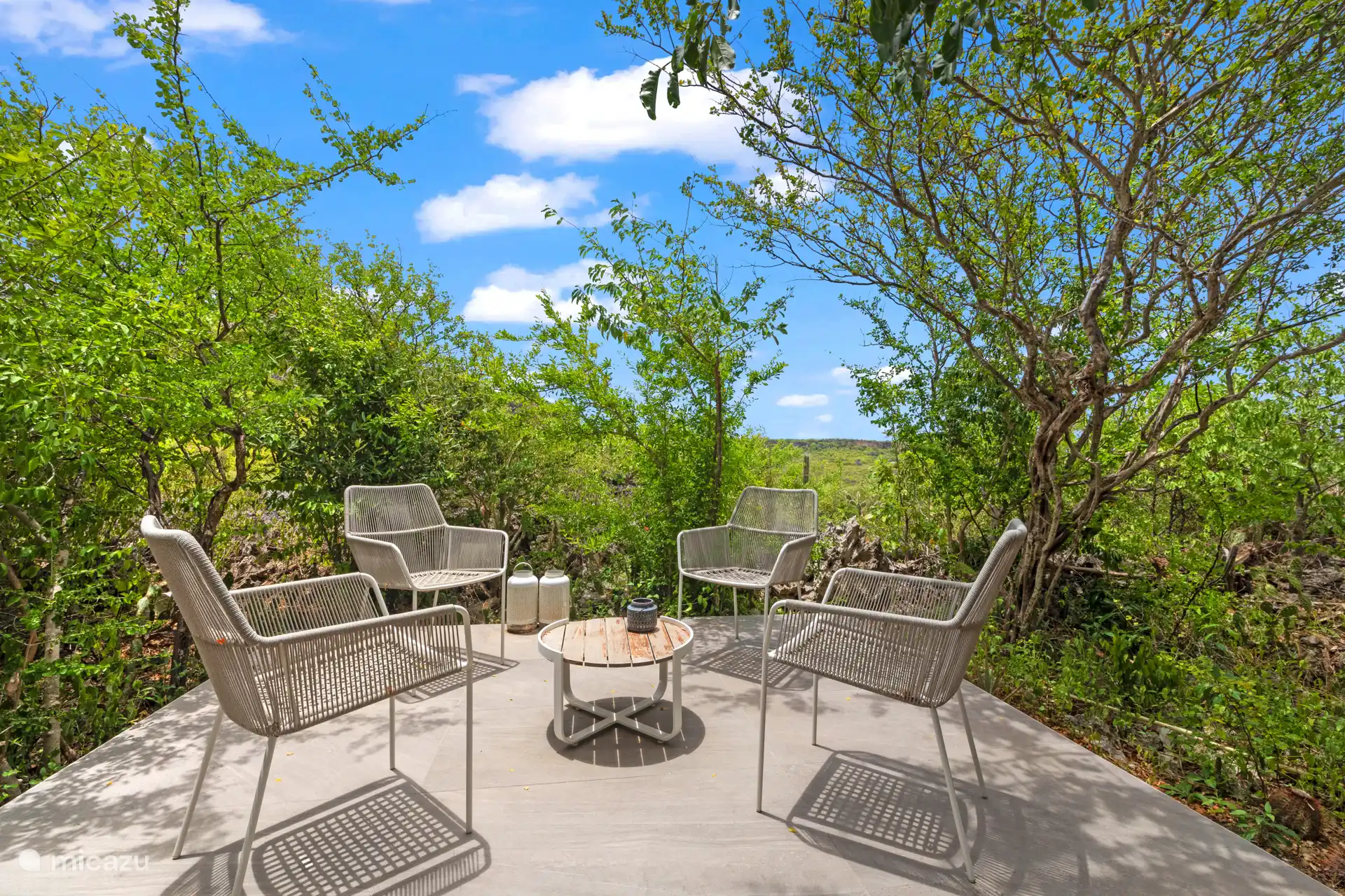 Eine schöne Brise - auf einer sehr entspannten Terrasse. 