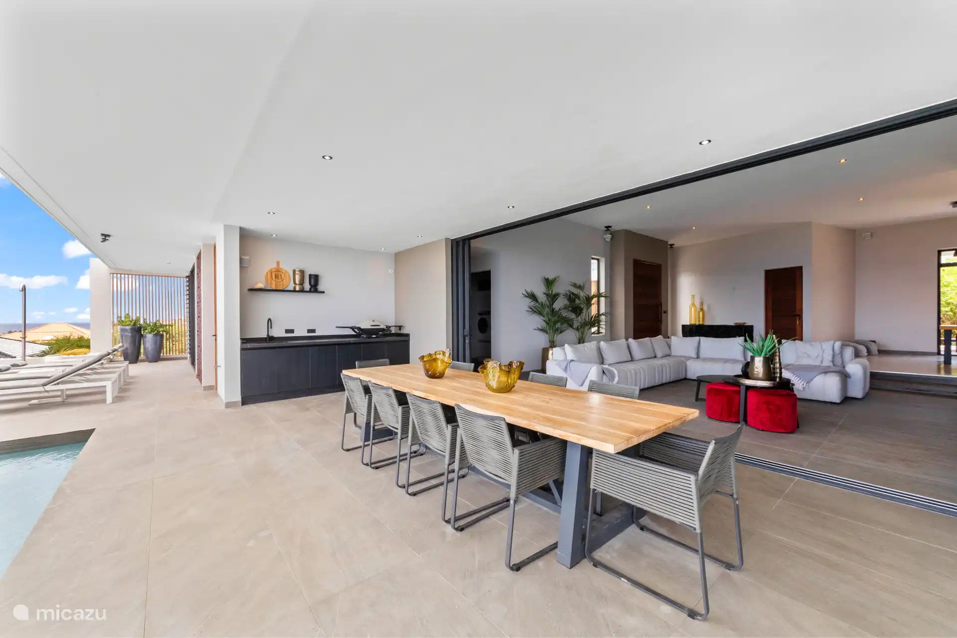 Nehmen Sie Platz, der Grill ist heiß! 