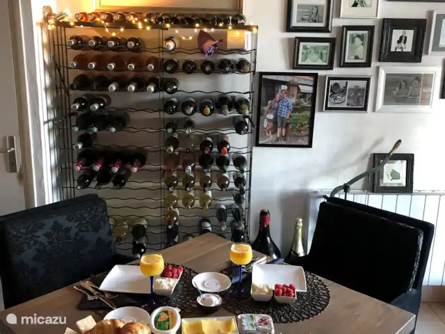 Location de Vacances France, Hérault, Oupia, chambres d'hôtes - Marie Jean Chambre d'hotes Du Jardin Offrez-vous le petit-déjeuner