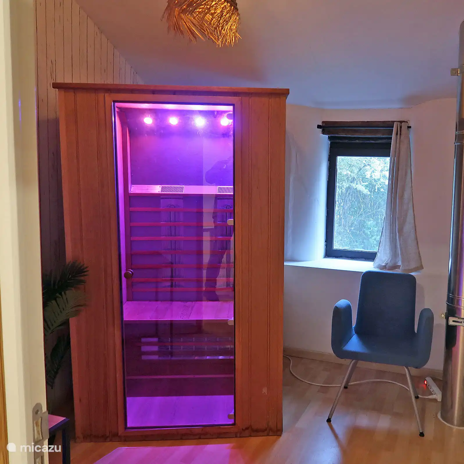 Kamer met infrarood sauna