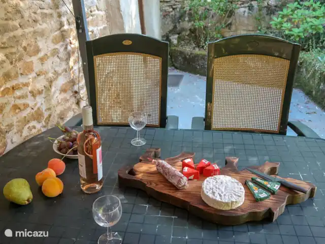 Arc en ciel | France, Dordogne, Sauveterre-la-Lémance - gîte / cottage Bonne boisson..