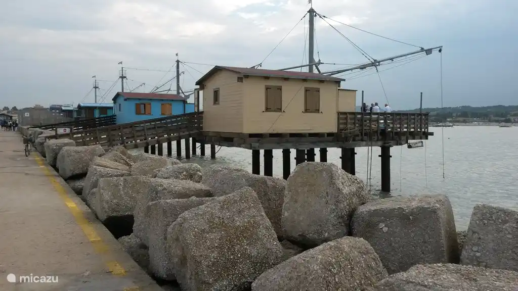 Altes Fischerhaus in Fano. Hier werden die frischen Fisch jeden Morgen gelandet