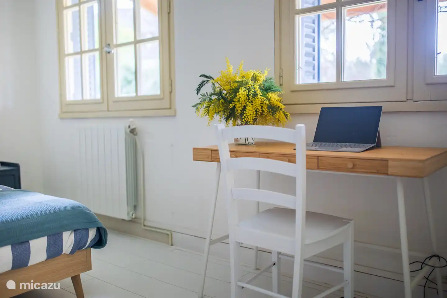 Arbeitsplatz inkl. WLAN