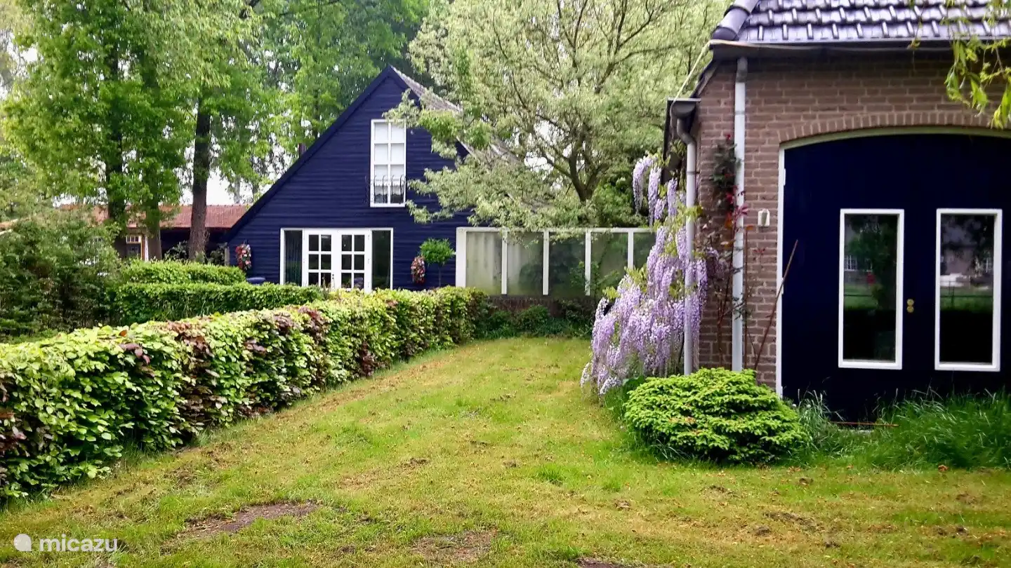 Gästehaus und ein Stück unseres eigenen Hauses