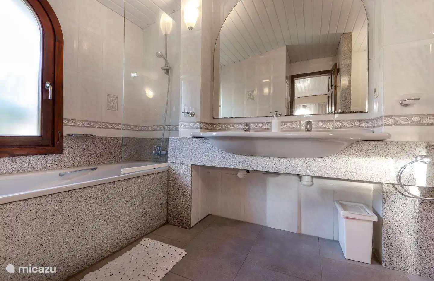 une des 5 salles de bain