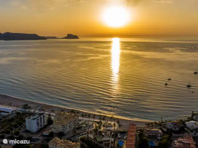 Albirelax | Espagne, Costa Blanca, Albir - appartement mer et plage la nuit !
