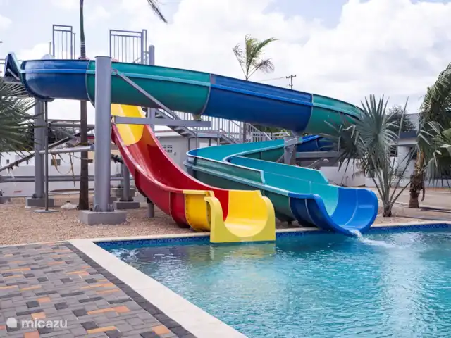 Location de Vacances Curaçao, Curaçao-Centre, Santa Maria, bungalow - Bungalow La Villetta Curaçao pour les enfants.... Les slides