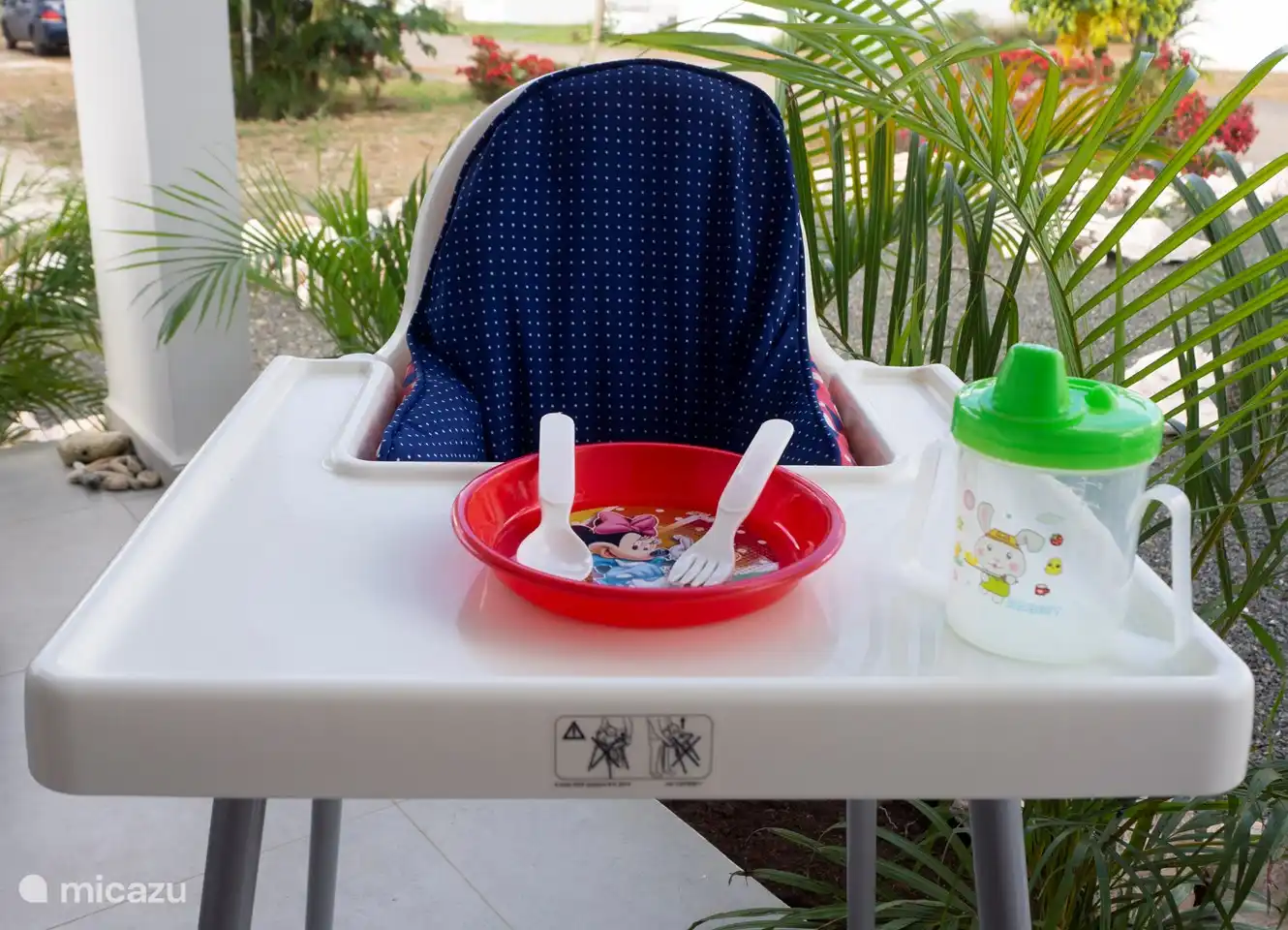 Votre petit bout de chou ? Des chaises pour enfants et de la vaisselle pour enfants se trouvent également dans le bungalow