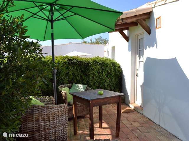 Casa vacacional Portugal, Algarve, Lagos - pensión/habitación privada Monte Rosa - Habitación con Cocina Exterior