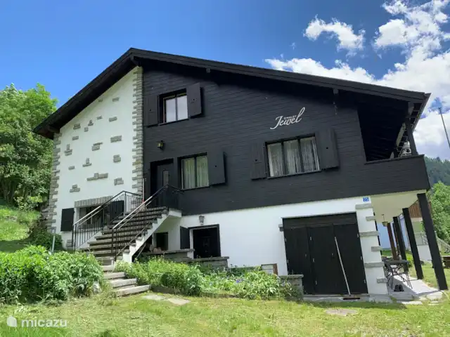 Joyau Triplex | Suisse, Valais, Fieschertal - chalet Chalet Bijou (chaletwel.com)