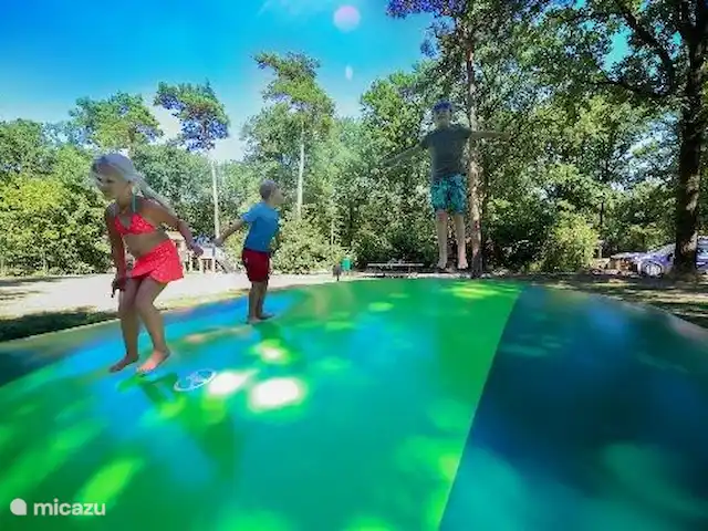 Boslook en Países Bajos, Utrecht, Doorn - chalet Castillo hinchable y juegos infantiles