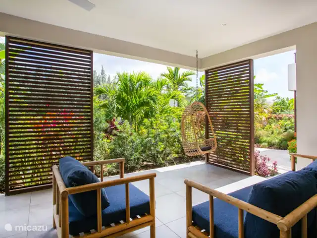 Jan Sofat LUX A09, rez-de-chaussée | Curaçao, Banda Ariba (est), Jan Sofat - appartement Terrasse avec salon confortable