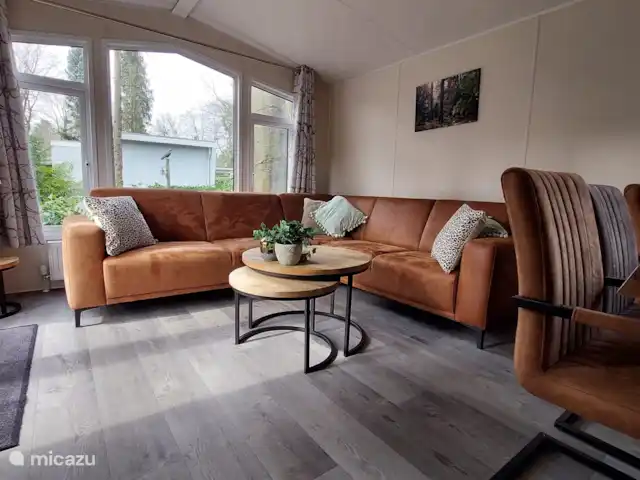 Chalet Veluws Profitez | Pays-Bas, Gueldre, Beekbergen - chalet Notre salon confortable est entièrement équipé.