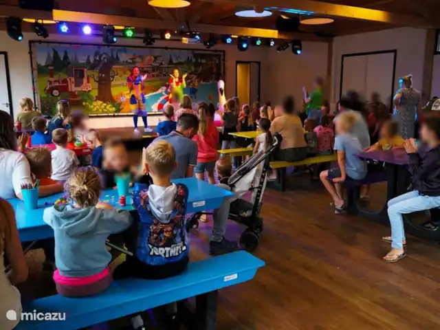Chalet Veluws Profitez | Pays-Bas, Gueldre, Beekbergen - chalet Une équipe d'animation enthousiaste est disponible pendant les vacances scolaires (à l'exception des vacances de Noël et de la Toussaint) pour divertir les enfants.
