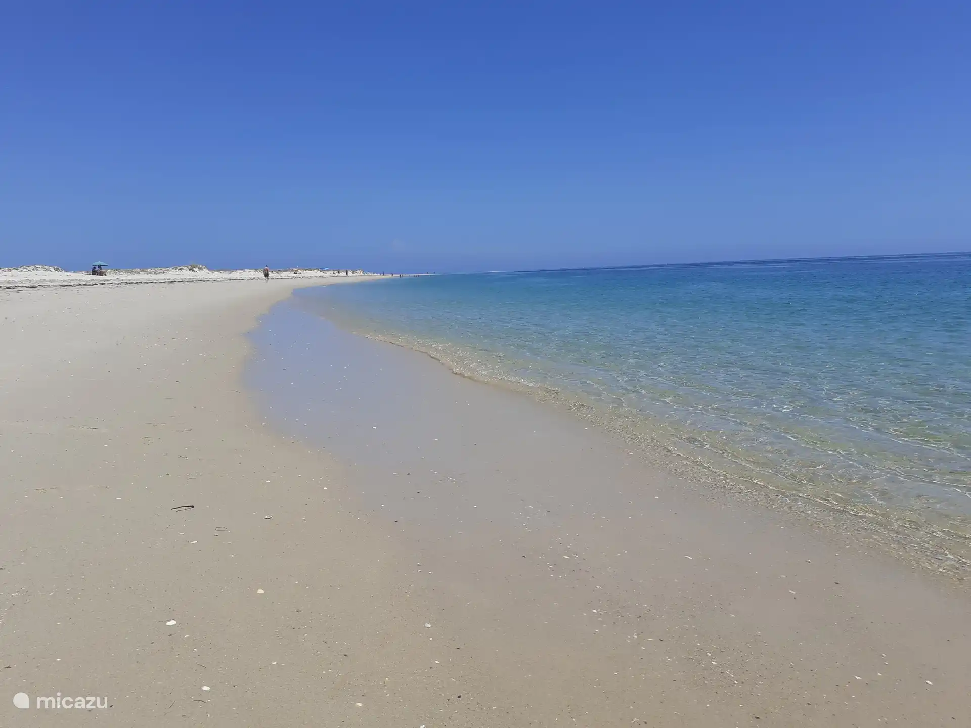 Plage à 5 minutes à pied le long du sentier dunaire