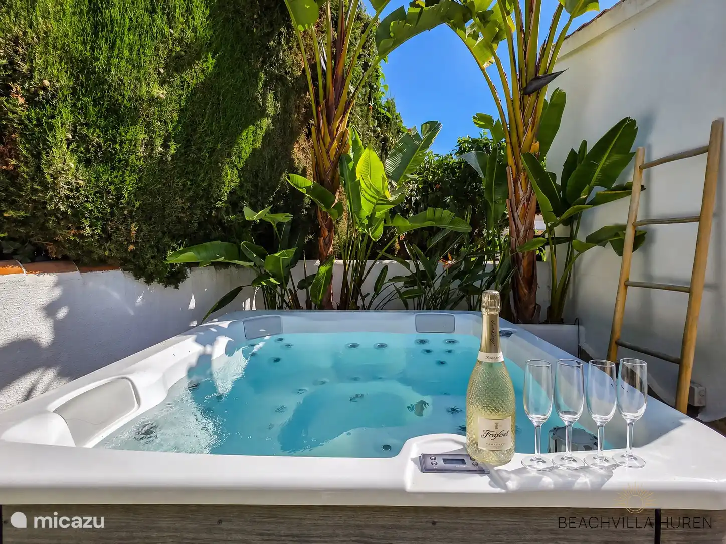 Relax in the jacuzzi