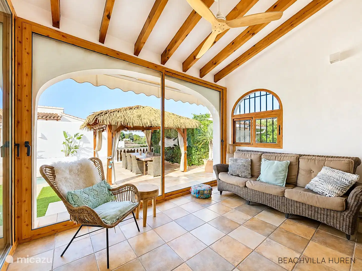 Large sliding doors to the garden