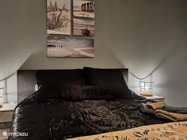 Breakfast at Carin's huren in Nederland, Zeeland, Vlissingen - penthouse Hoofdslaapkamer