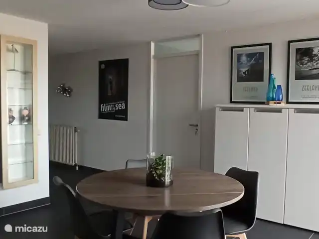 Breakfast at Carin's huren in Nederland, Zeeland, Vlissingen - penthouse Centrale ontbijt- en ontspanningsruimte